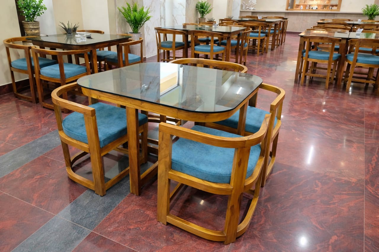 Glass top with 4 chairs